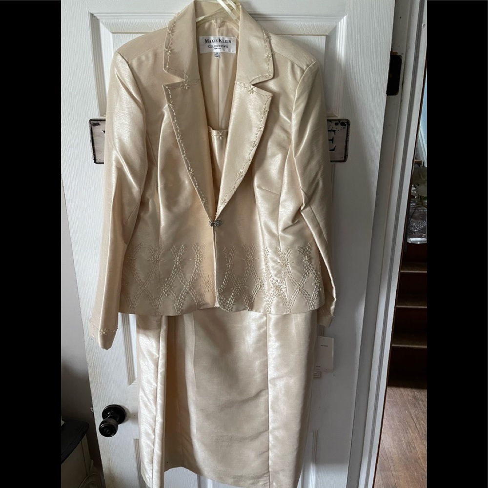 Women’s beige embellished jacket and empire waist dress. NWT. Size 18